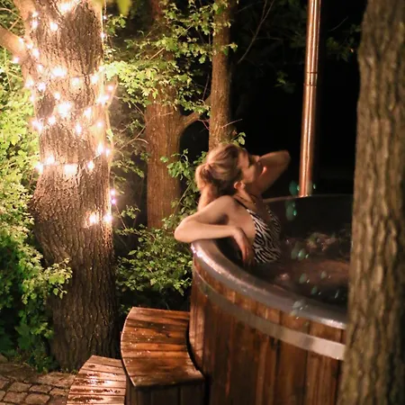 Krovacja - Caloroczne W Puszczy Noteckiej Ferienhaus Debogora