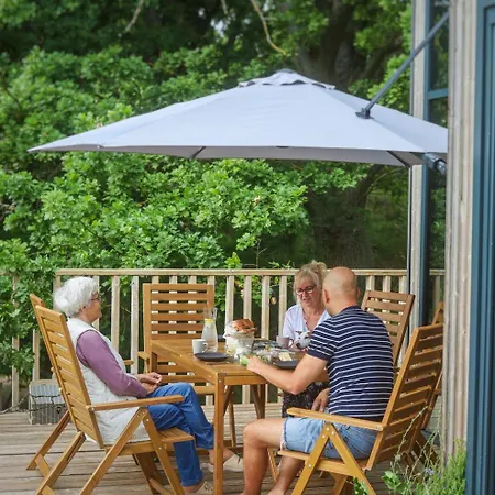 Krovacja - Caloroczne W Puszczy Noteckiej *