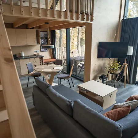 Holiday home Krovacja - Caloroczne W Puszczy Noteckiej Debogora