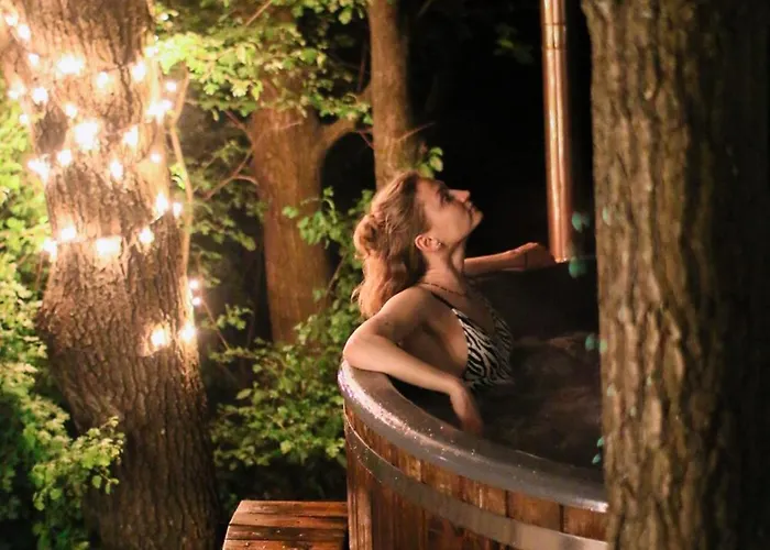 Holiday home Krovacja - Caloroczne W Puszczy Noteckiej *